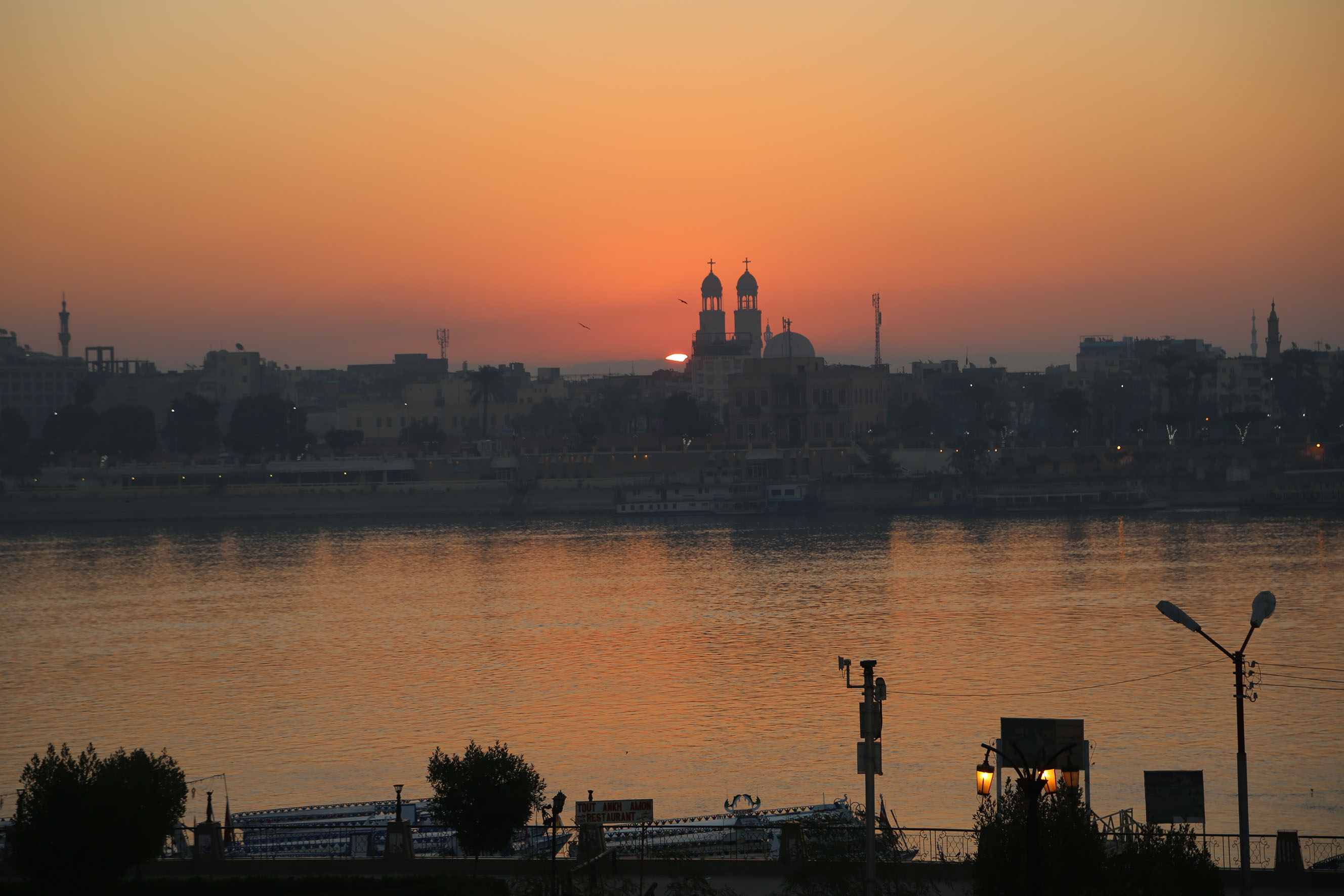 THE TEMPEST STELA LA STÈLE DE LA TEMPÊTE
